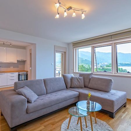 Luxury Seaside Apartments Будва Экстерьер фото