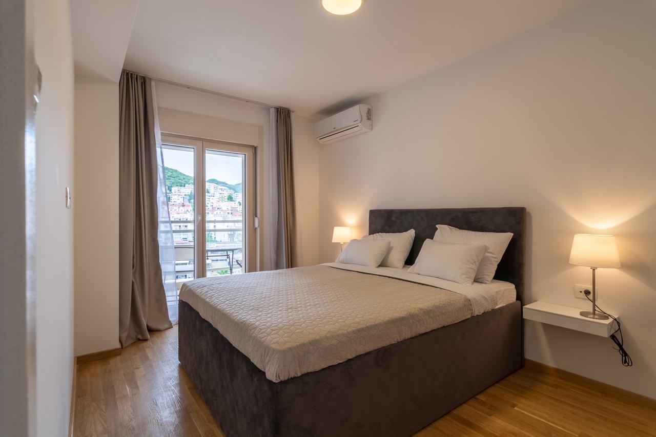 Luxury Seaside Apartments Будва Экстерьер фото
